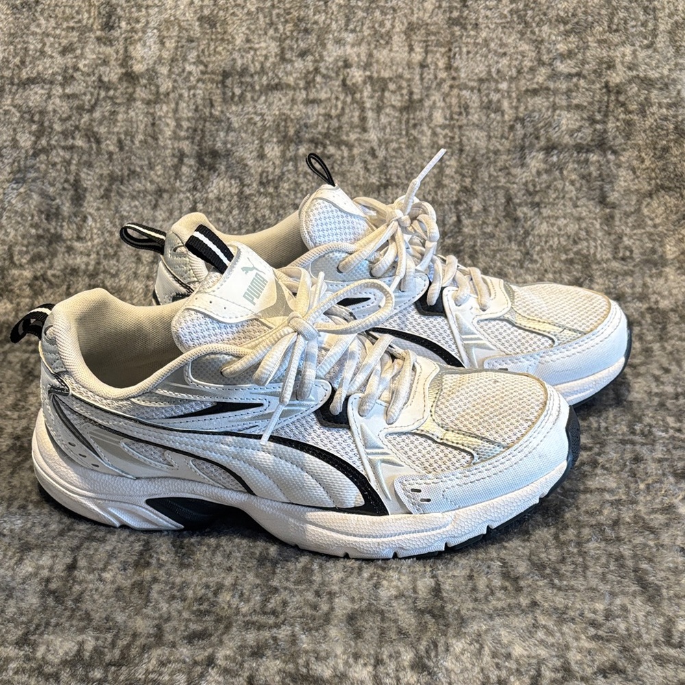 Puma White and Black Men's Sneakers
